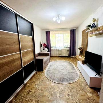 Продам квартиру от владельца 3х комнатная Центр города!Цена до конца месяца !