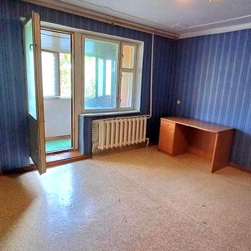 Продам 2-х комнатную "Чешку" 53 м2 на 3/10 в Центре