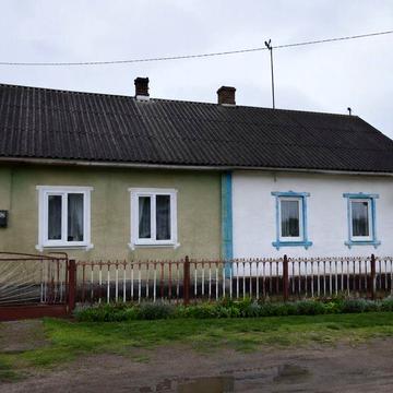 Квартира у двохквартирному будинку