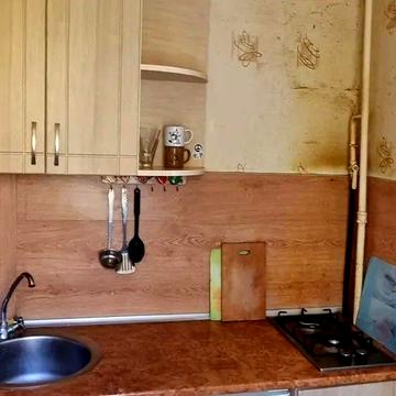 Продам 1 кімнатну квартиру вул. Щолом Алейхема11а