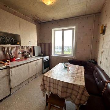 2-кімнатна квартира на Червоної Калини 21а, вдале розташування будинку