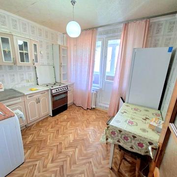 Киев,ул.Андрея Малышко.Сдается хорошая,чистая 1 комнатная квартира. Рядом ст м Черниговская