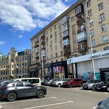 Продам 2х комнатную квартиру Центр Сталинка 6/8 ЖК Сталинка