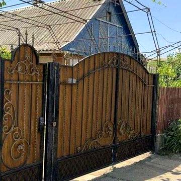 Дом в с. Троицкое — в шаговой доступности от реки Турунчук!