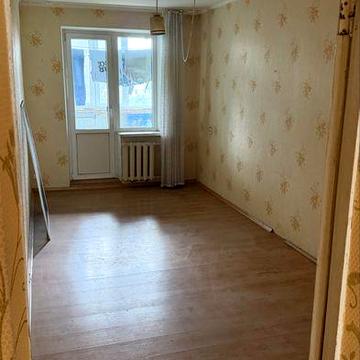 Продам трехкомнатную квартиру на Победе