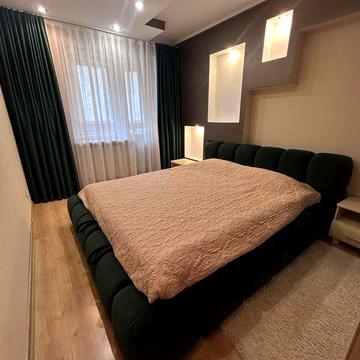 Продаж 2 кімнатної квартири по вул. Сахарова від власника.