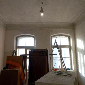 Продам 1-кім.кварт.31кв.м в царському домі не закінчений ремонт