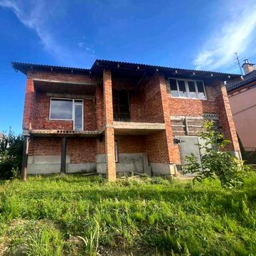 Продаж будинку в с. Зимна Вода (центр)