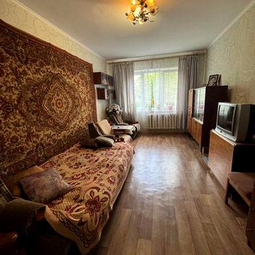 Продам 2-х кімнатну квартиру на 5- му мікрорайоні