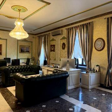 Без%Продам ексклюзивну квартиру! Льва Толстого, центр Києва!Торг, 200м2 Площа українских героїв Хрещатик!