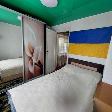 Продам 3-х кімнатну квартиру