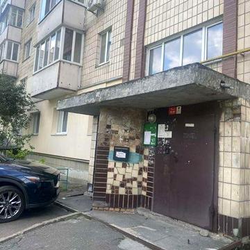 Продам двохкімнатну квартиру в Дарницькому районі на вул Вереснева 24 А,в Києві ЖК Совдеп