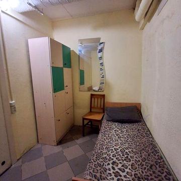 Здається одномісна кімната