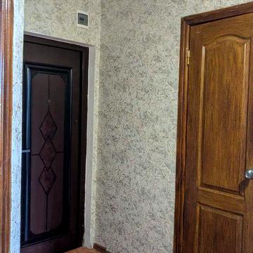 Продам двокімнатну квартиру