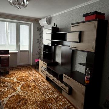 Продам 2-х кімнатну квартиру в центрі міста