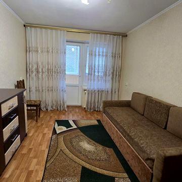 2к квартира  на Замостянській. Вільна