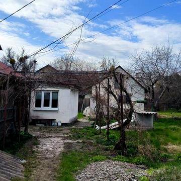 Продаж будинку Мила