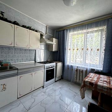 Оренда 2-кім.кв р-н Залізничного вокзалу, вул. Десантників