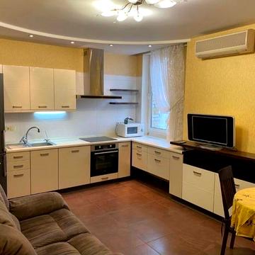 Супер 2кімн.кв.з кухнею студією, паркінг у вартості, Актуальна,