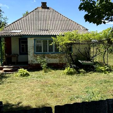 Продам будинок за містом