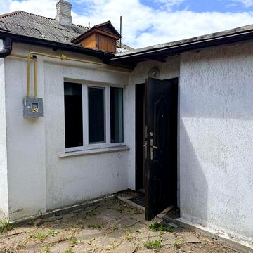 Оренда частини будинку. Центр.