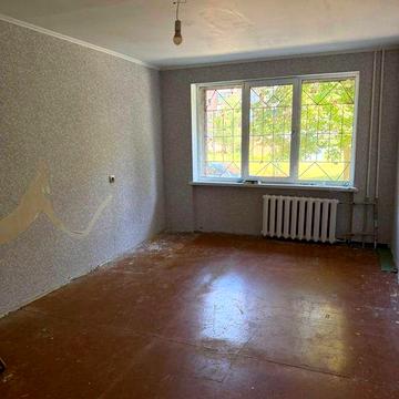 Двокімнатна квартира на Алмазному