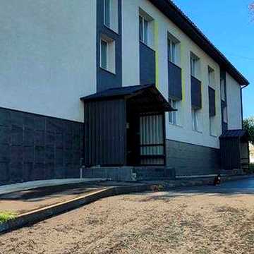 Продам 3х комнатную квартиру улучшенной планировки, в кирпичном доме, в Дергачах