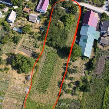 Цегляний будинок з ділянкою 30 соток біля річки, м. Сквира