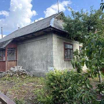 Продам будинок Старокостянтинів центр міста