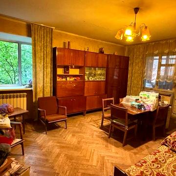 Трикімнатна квартира на Печерську