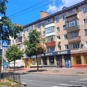 СМ Здам 1 кімнатну квартиру в центрі Чернігова  проспект Миру 35