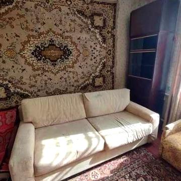 3-кімнатна квартира, центр міста з ділянкою і 2 гаражі