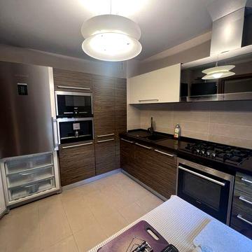 Продам 4к АОг 5эт 165м2