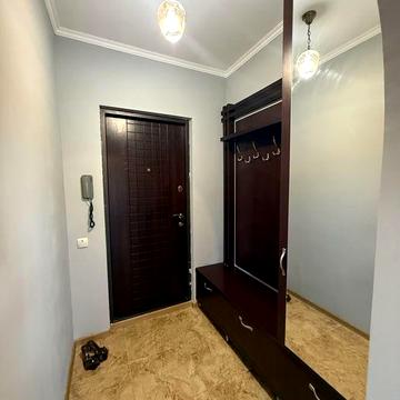 Продам 1 кімнатну квартиру з ремонтом на Сихові