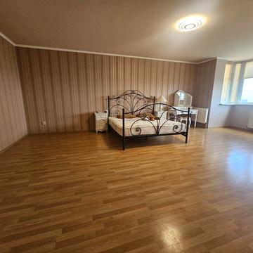 2х квартира 100 м, Центр, Подолинского,, газ.автономка