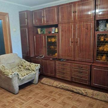 Продам 2 ком.кв.в кирпичном доме, 5 мин.от м. «Вокзальная».
