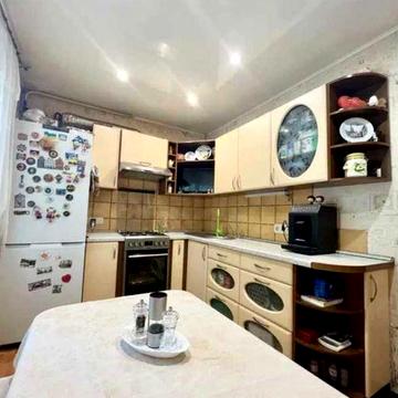 3 кім чешка в гарному стані на ТОПОЛІ (720889)