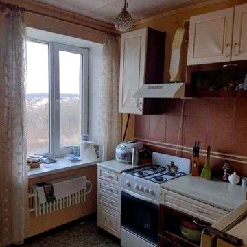 Продам 1 ком кв в Индустриальном районе, срочно.