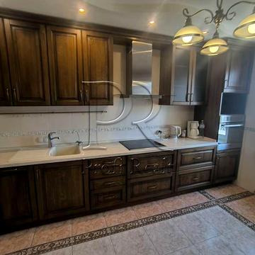 Продаж 3 кімн. квартири за адресою Тетяни Яблонськой 6