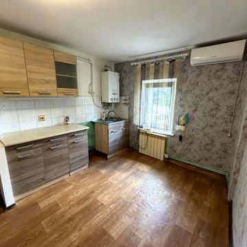 Продам пів будинку.Катранівка АТБ