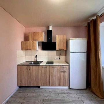 1 кім в ЦЕГЛІ з кухнею 15 м район СЛОБОЖАНСЬКОГО (720990)
