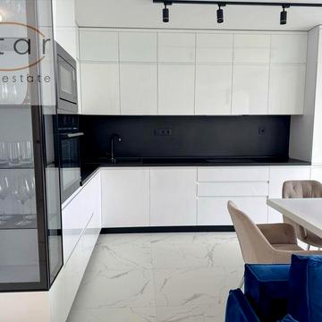 Продаж 2-кімн квартири з люксовим ремонтом