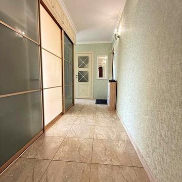 Продам 3х комнатную квартиру в Ингульском районе.