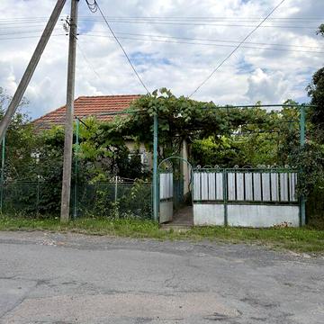 Продаж 3к Дім Головна вулиця
