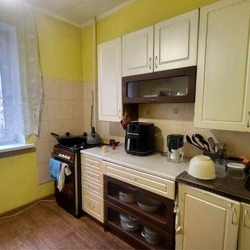 Продам 2х кімн кв Лукʼяненка, Освіти.