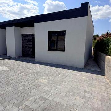 Таунхаус у Гостомелі | 48,5 м² | 2 сотки | Чистове оздоблення | Держпрограми