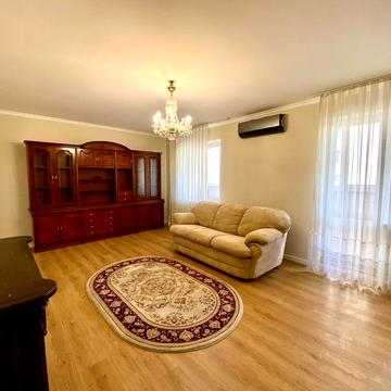 *Оренда 3 кімнатної квартири 104 м2 вул. Леваневського 7