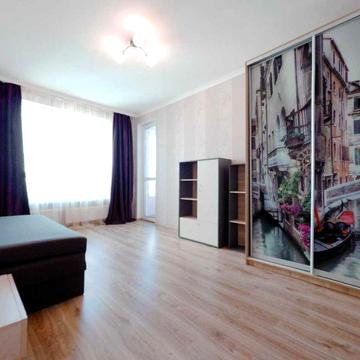 Зарічна, 1В_комфортна 1к квартира на довгостроково_ Без %