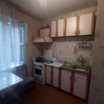 Сдам 1-комнатную квартиру ул Героев Днепра метро Г.Днепра 3 минуты пешком