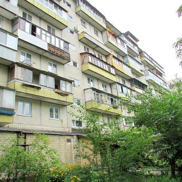 Чорнобильська вул., 3